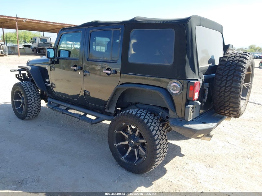 2013 Jeep Wrangler Unlimited Sahara
