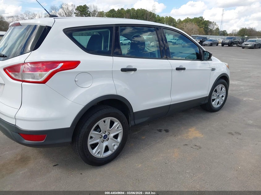 2015 Ford Escape S
