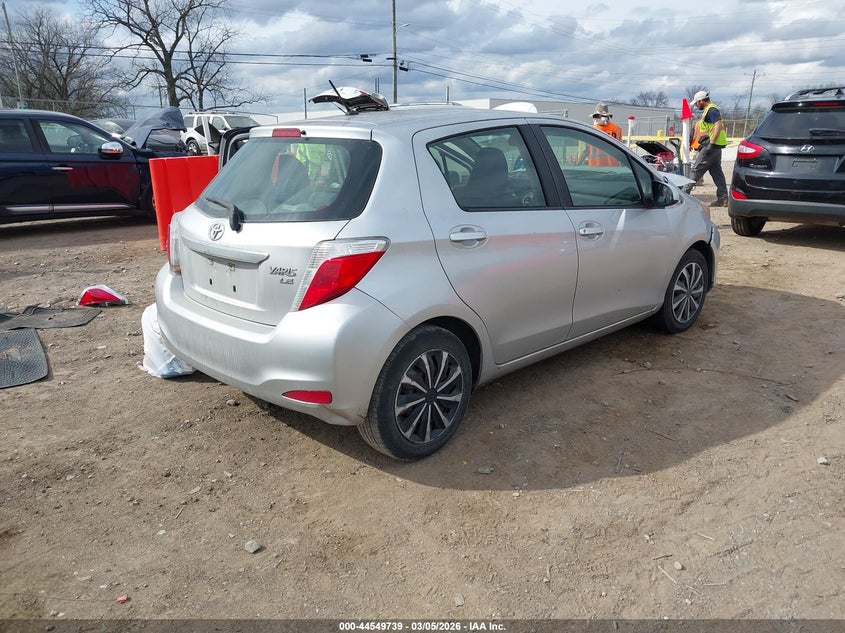 2013 Toyota Yaris Le