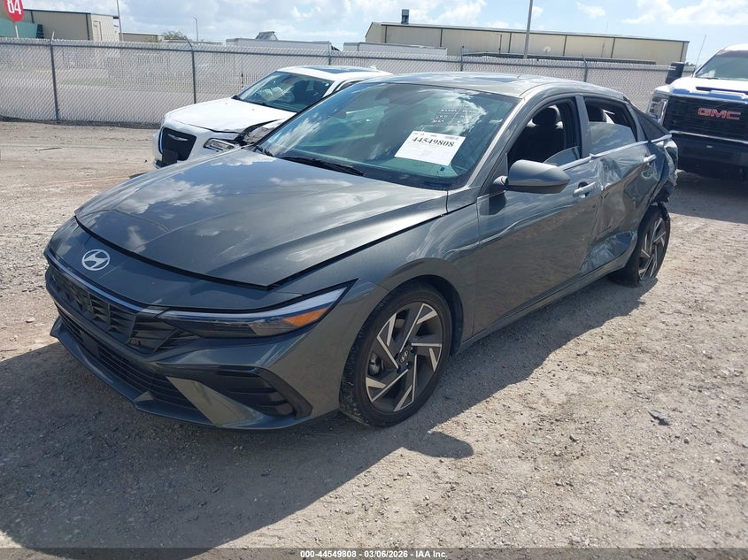 2025 Hyundai Elantra Sel Convenience