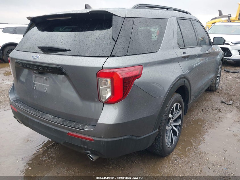 2022 Ford Explorer St-Line