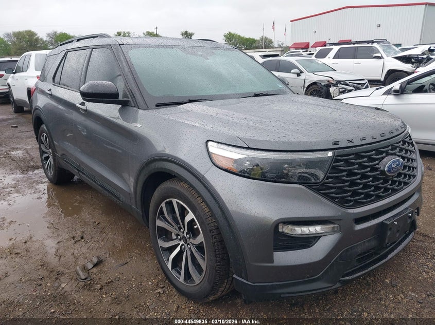 2022 Ford Explorer St-Line