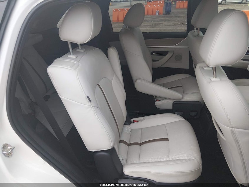 2024 Mazda Cx-90 3.3 Turbo Premium Plus VIN: JM3KKEHD0R1150289 Lot: 44549979