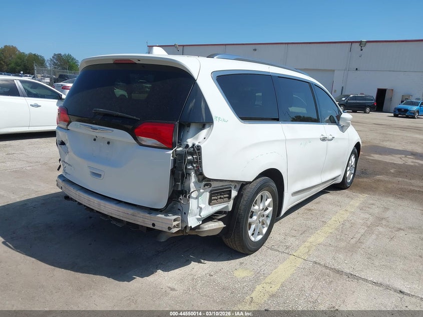 2020 Chrysler Pacifica Touring L