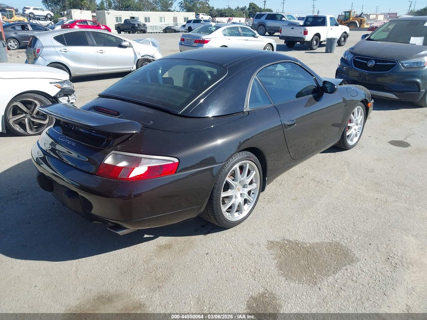 2000 Porsche 911 Carrera/Carrera 4