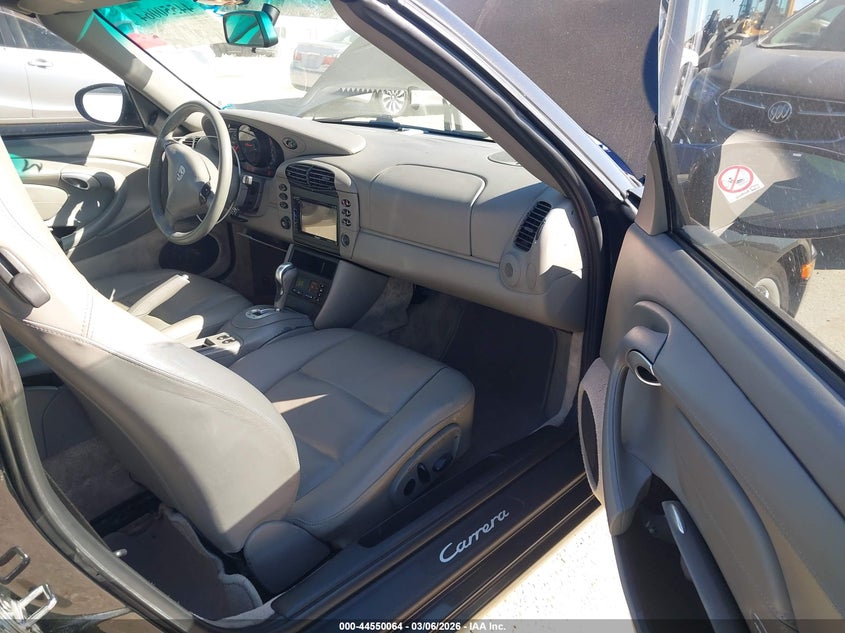 2000 Porsche 911 Carrera/Carrera 4