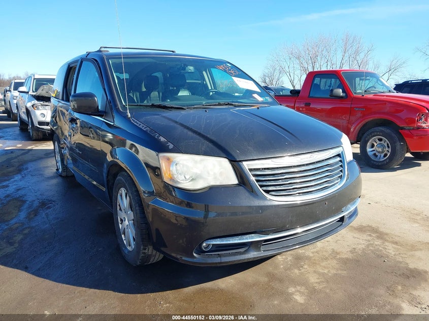 2014 Chrysler Town & Country Touring