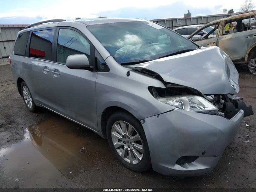 2016 Toyota Sienna Xle 7 Passenger