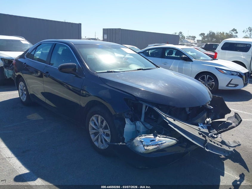 2015 Toyota Camry Le