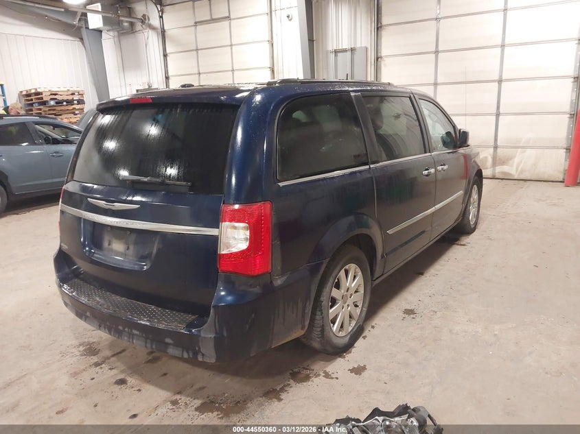 2015 Chrysler Town & Country Touring