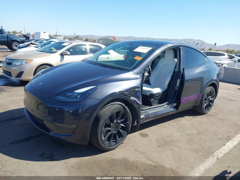 2024 Tesla Model Y Long Range Dual Motor All-Wheel Drive