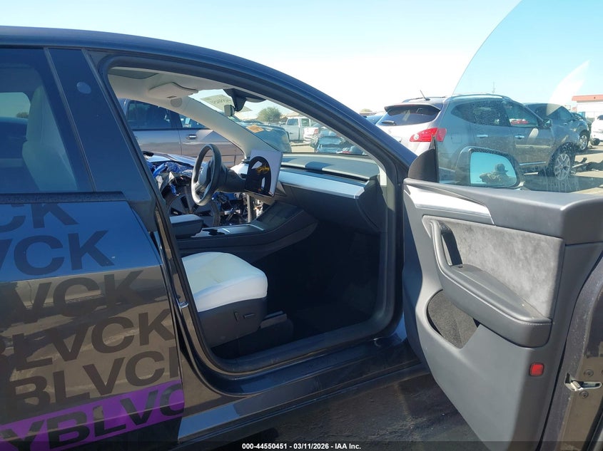 2024 Tesla Model Y Long Range Dual Motor All-Wheel Drive