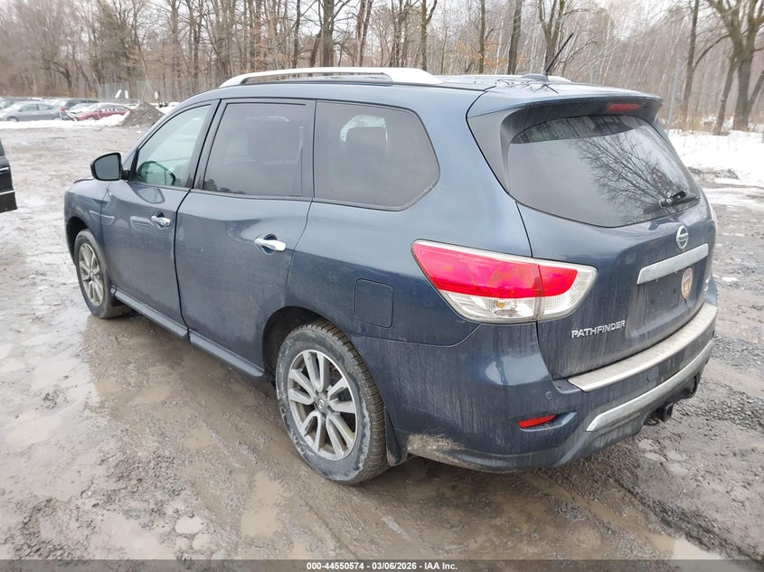 2015 Nissan Pathfinder Sv