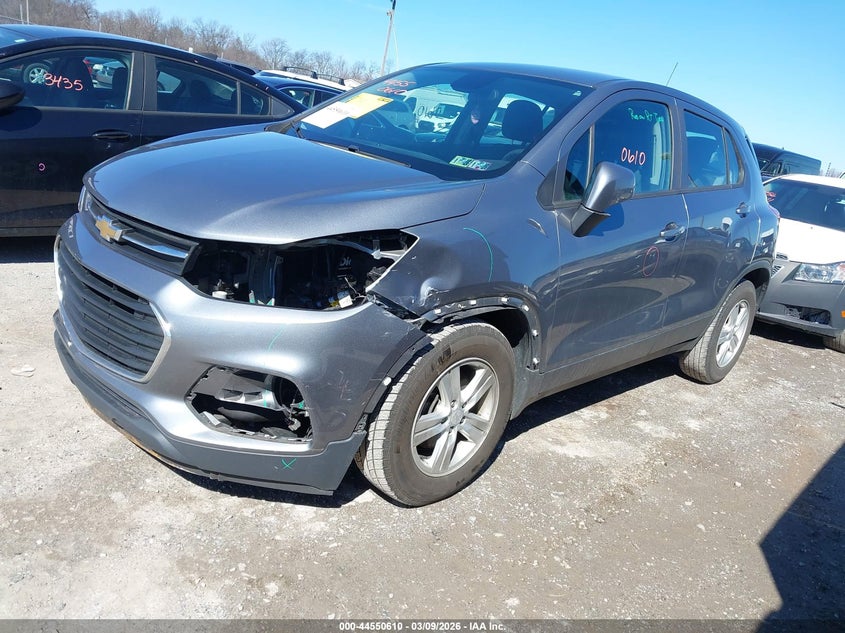 VIN 3GNCJKSB7LL204457 2020 CHEVROLET TRAX FWD LS