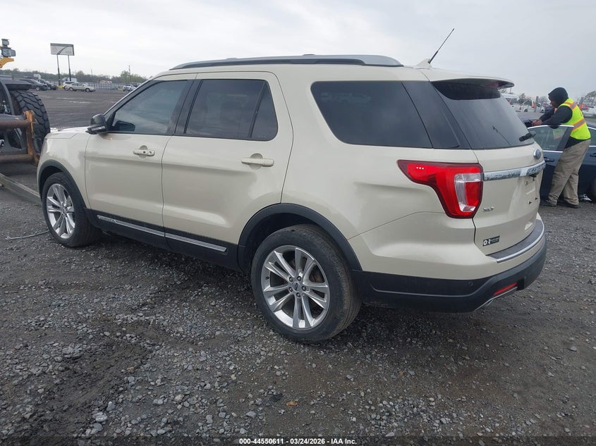 Vin: 1fm5k7d83jgb26642, lot: 45047471, ford explorer xlt 20183
