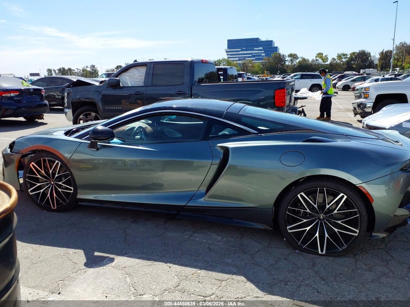 2025 Mclaren Gts Performance/Techlux VIN: SBM22GCA0SW003150 Lot: 44550639