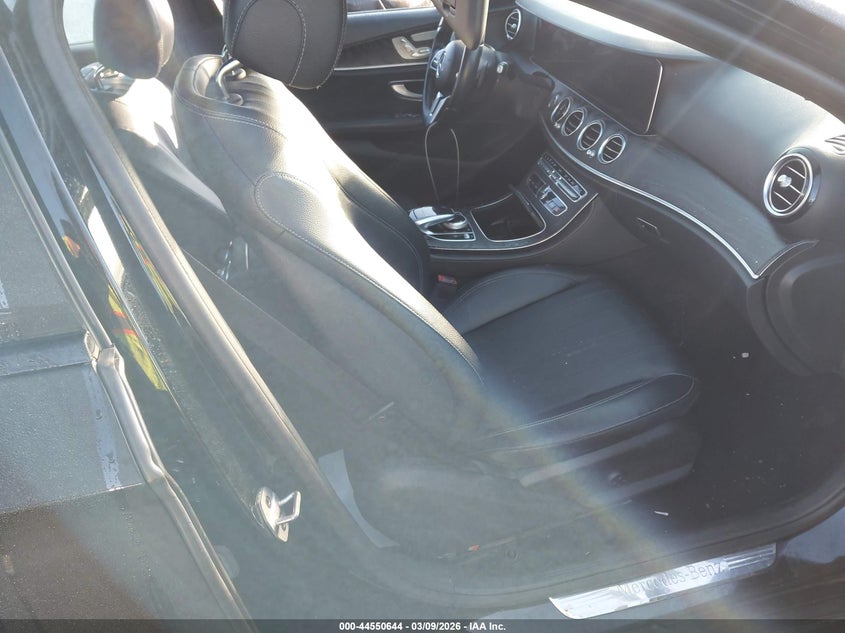 2019 Mercedes-Benz E 300