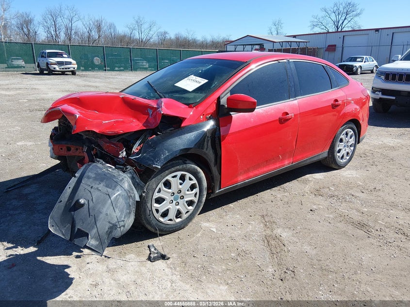 2012 Ford Focus Se 1FAHP3F21CL152676 photo 1