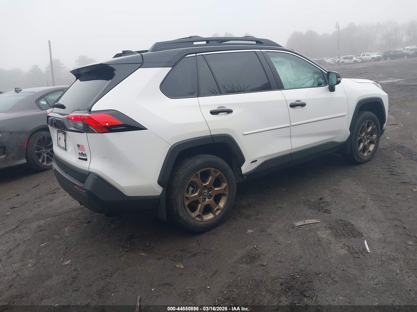 2024 TOYOTA RAV4 HYBRID auction photo 4