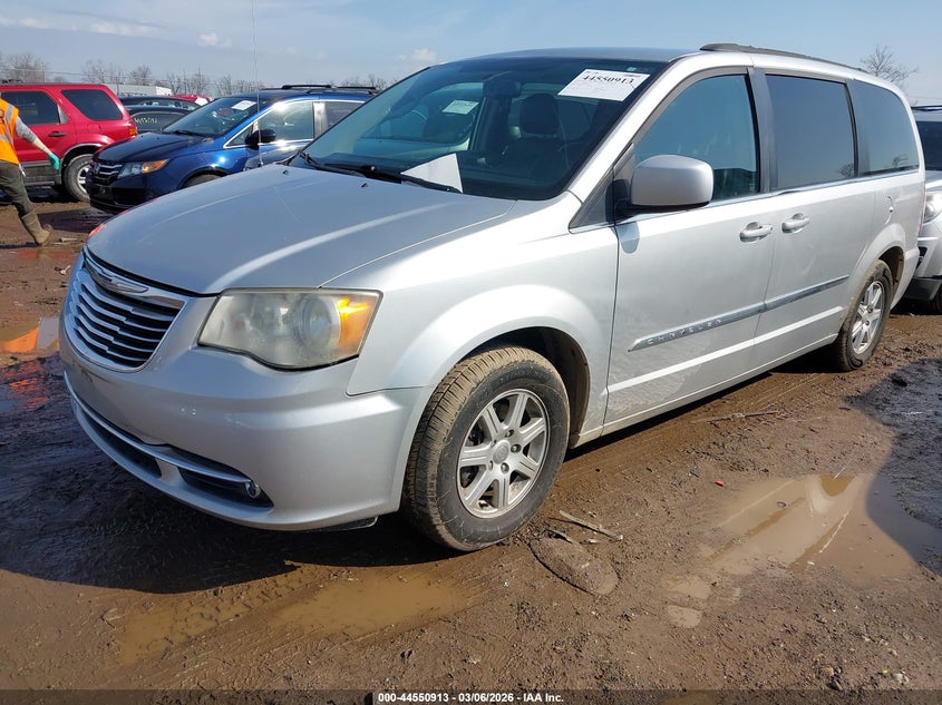 2012 Chrysler Town & Country Touring