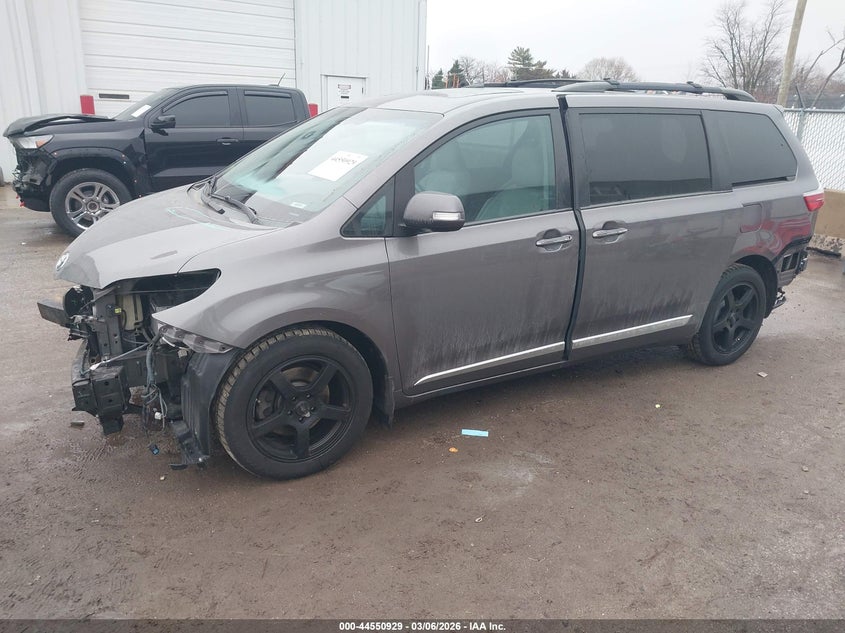 2015 Toyota Sienna Limited Premium 7 Passenger