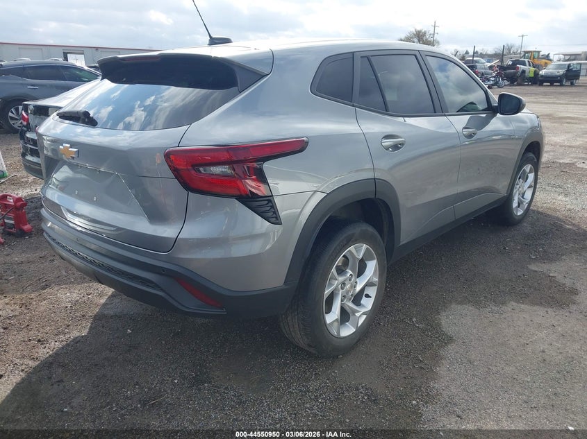 2024 CHEVROLET TRAX auction photo 4