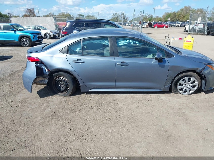 VIN 5YFEPMAE4NP375857 2022 TOYOTA COROLLA LE