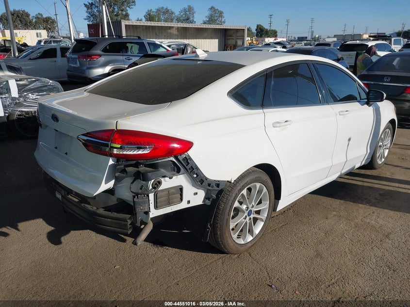2020 Ford Fusion Hybrid Se