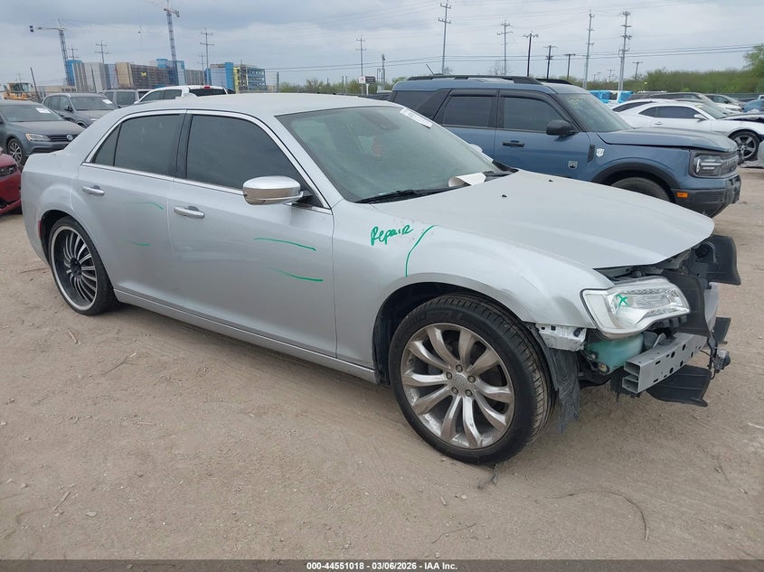 2019 Chrysler 300 Limited