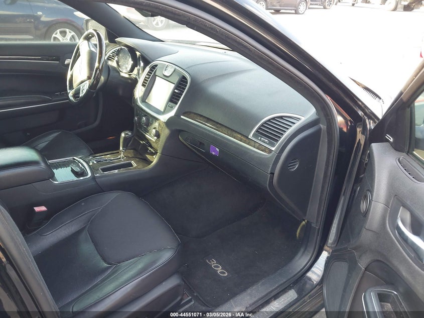 2012 Chrysler 300C Awd