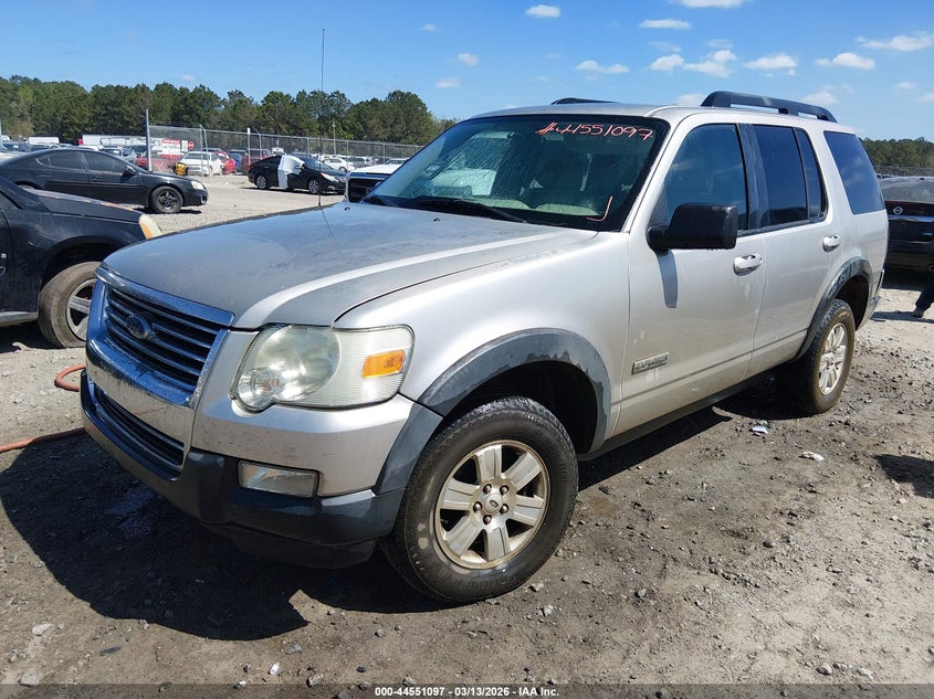 2007 Ford Explorer Xlt