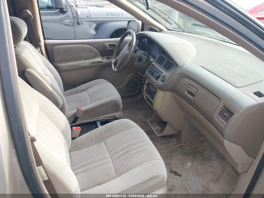 2002 Toyota Sienna Le