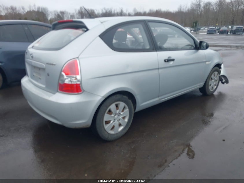 2011 Hyundai Accent Gl