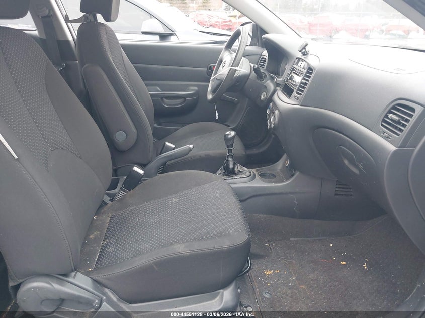 2011 Hyundai Accent Gl