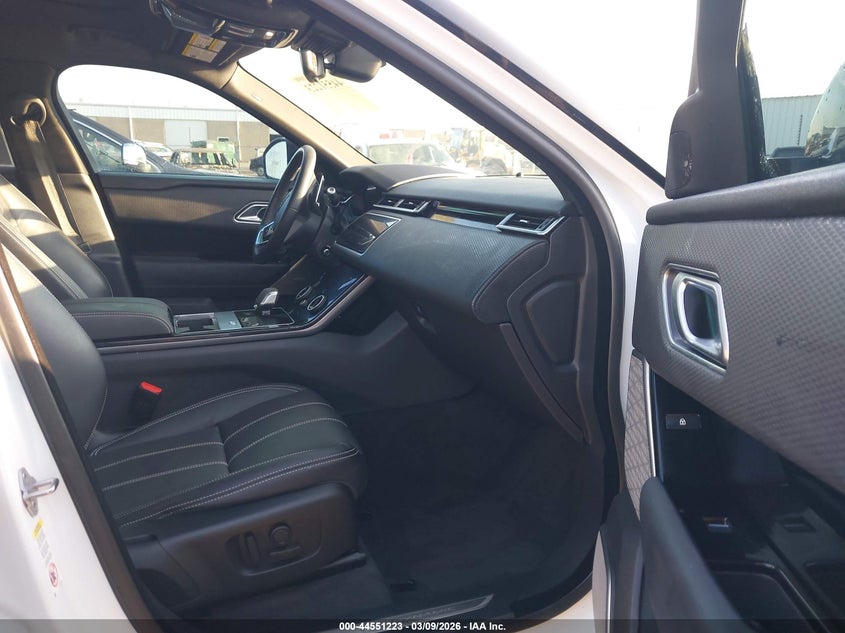 2022 Land Rover Range Rover Velar P250 R-Dynamic S