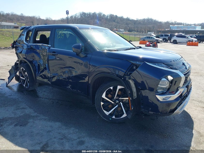 JA4J4UA85PZ055810 MITSUBISHI OUTLANDER Photo 1