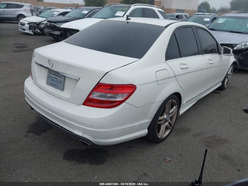 2011 Mercedes-Benz C 300 Sport