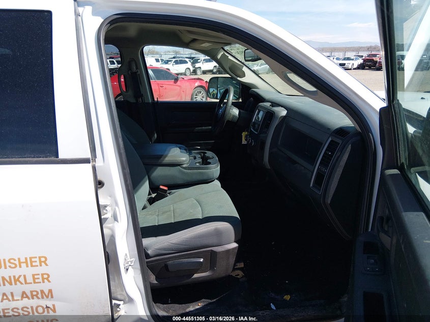 2019 Ram 1500 Classic Tradesman 4X4 6'4 Box