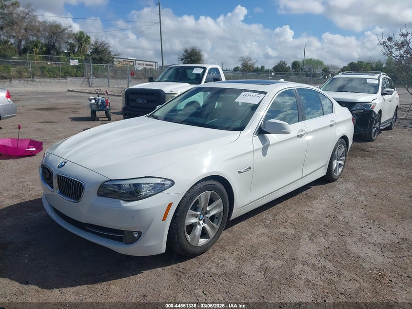 2011 BMW 528I