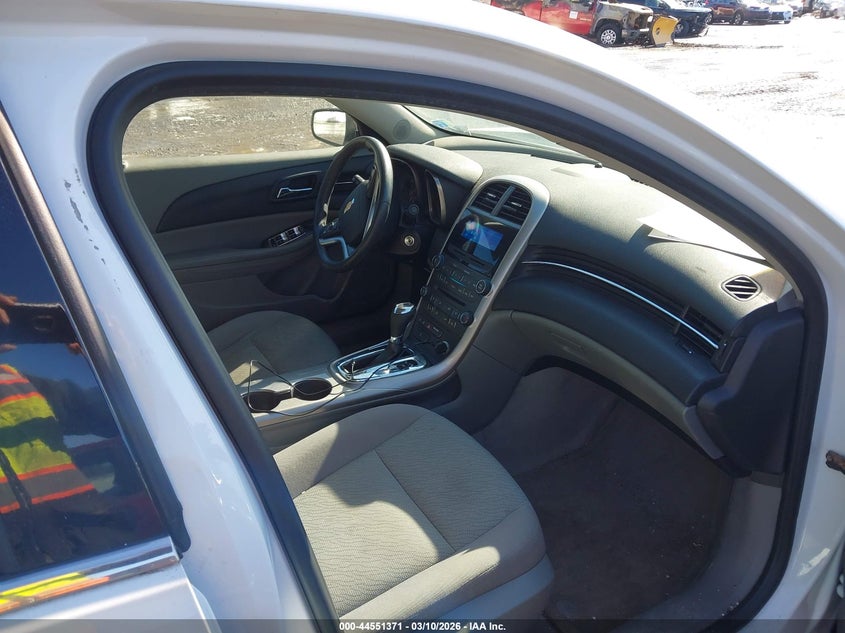 2013 Chevrolet Malibu 1Fl