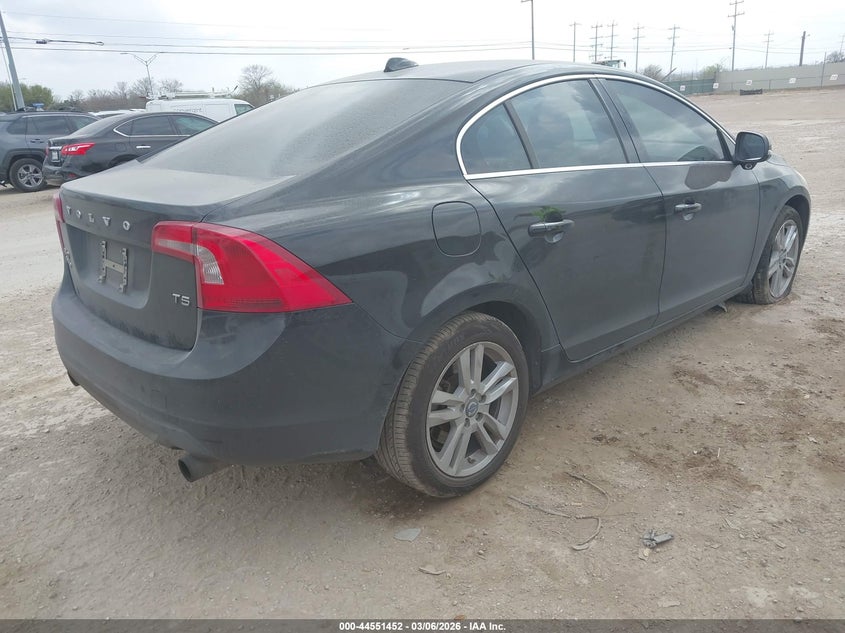 2013 Volvo S60 T5