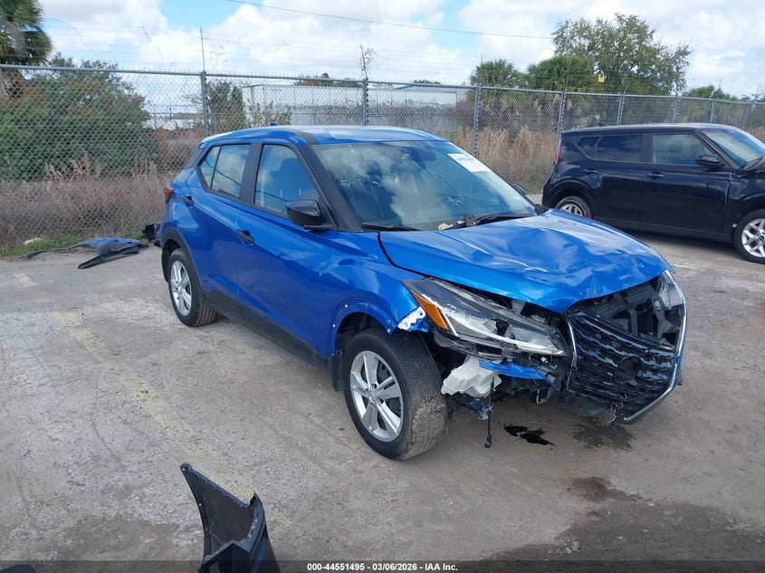 2024 NISSAN KICKS S XTRONIC CVT