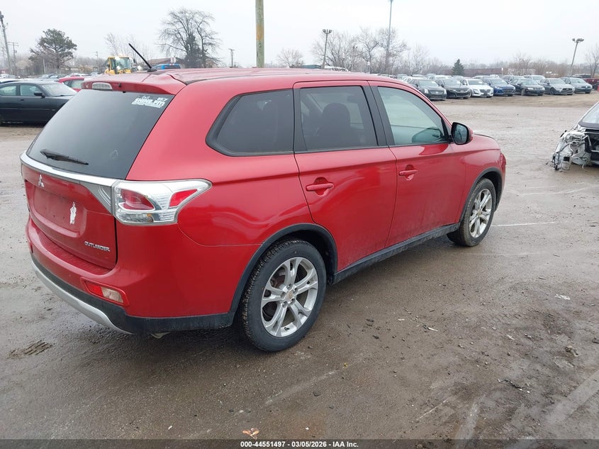 2015 Mitsubishi Outlander Se