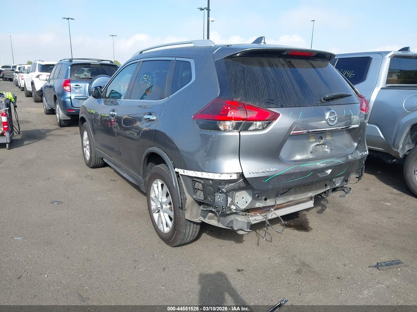 2018 Nissan Rogue Sv