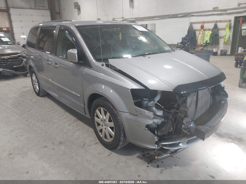 2014 Chrysler Town & Country Touring