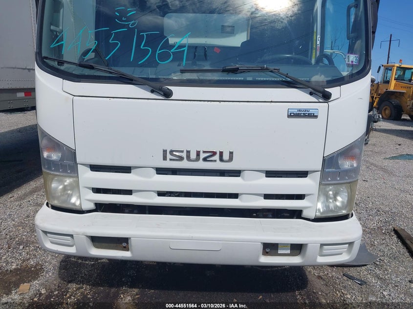 2010 ISUZU DSL REG VAN N/A