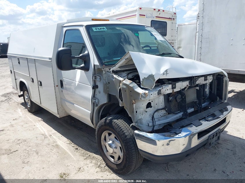 2016 FORD E-350 CUTAWAY
