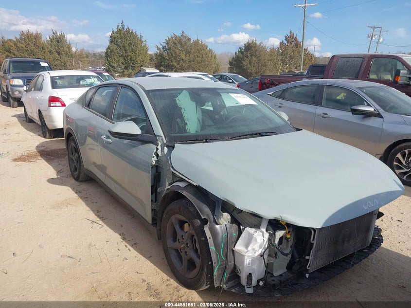 2025 KIA K4 LXS