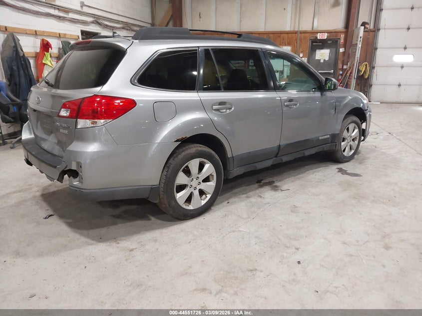 2011 Subaru Outback 2.5I Limited
