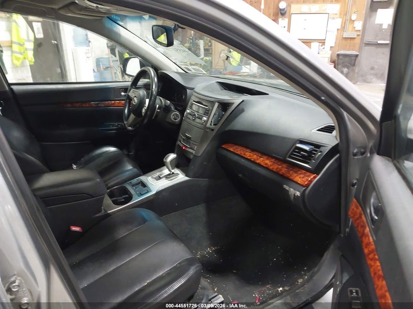 2011 Subaru Outback 2.5I Limited